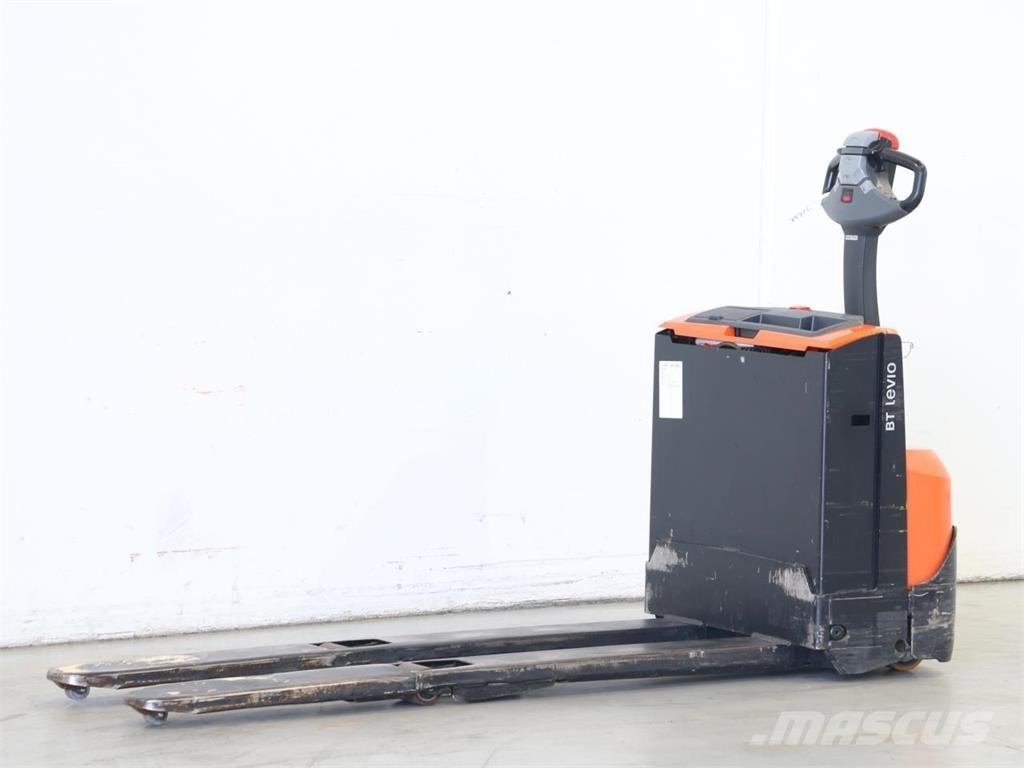 BT LWE160 Gyalogkíséretű targonca