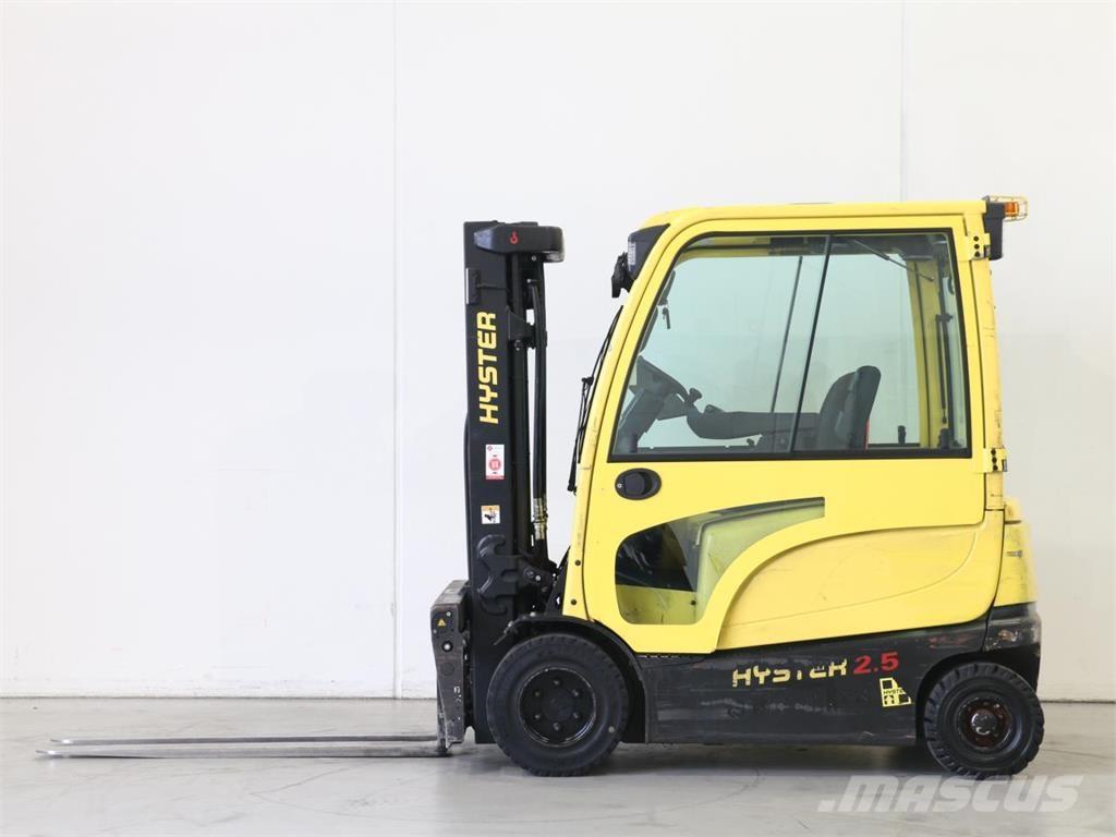 Hyster J2.5XN Elektromos targoncák