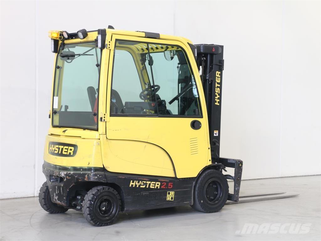 Hyster J2.5XN Elektromos targoncák
