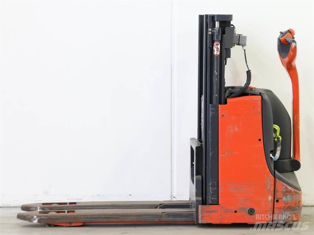 Linde D06/1160-00 Gyalogkíséretű targonca