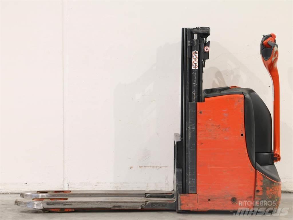 Linde D08/1160 Gyalogkíséretű targonca