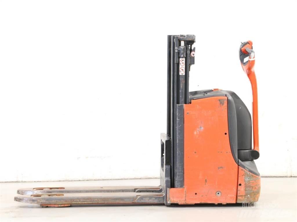 Linde D08/1160-00 Gyalogkíséretű targonca