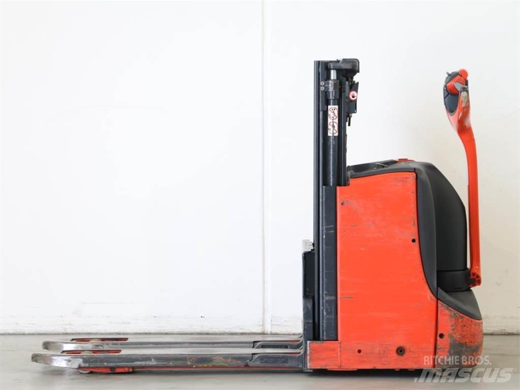 Linde D08/1160-01 Gyalogkíséretű targonca