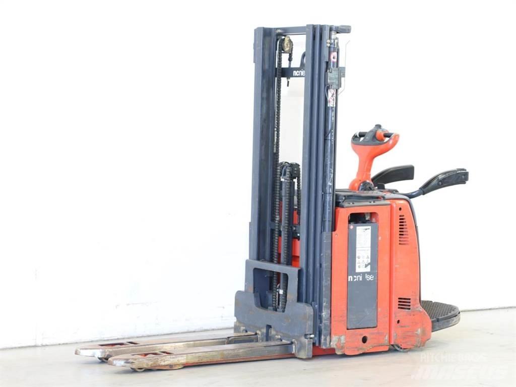 Linde D12AP/133 Gyalogkíséretű targonca