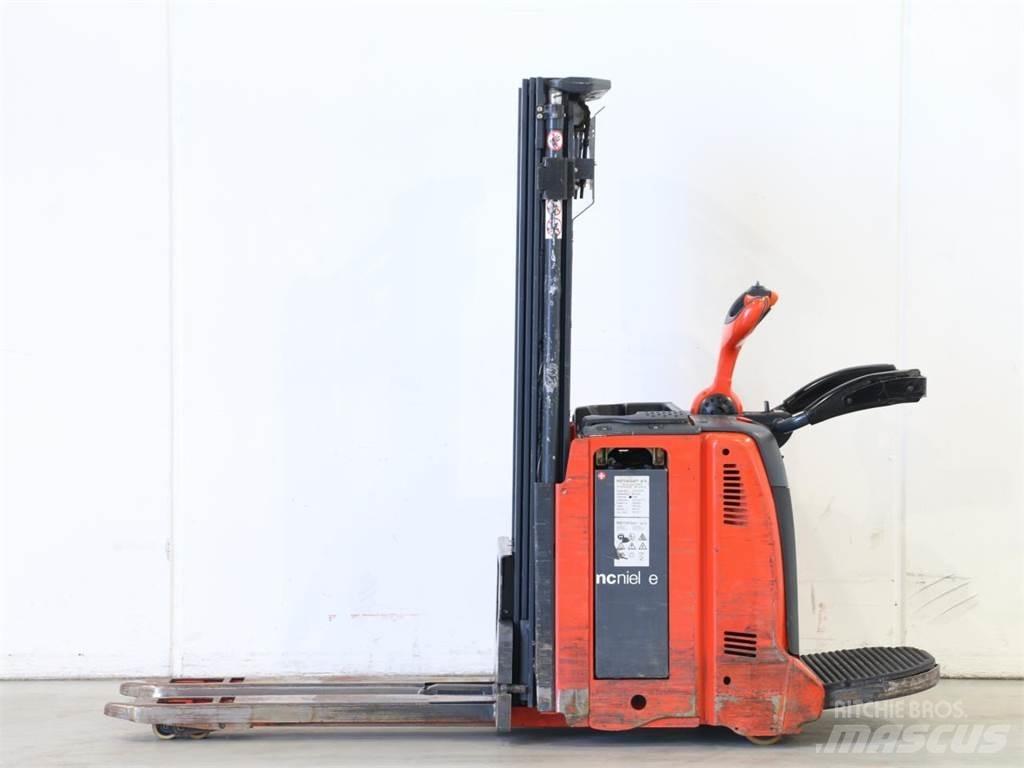 Linde D12AP/133 Gyalogkíséretű targonca