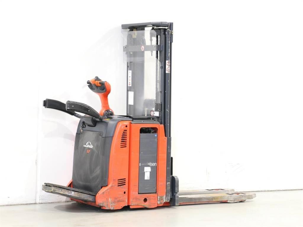 Linde D12AP/133 Gyalogkíséretű targonca