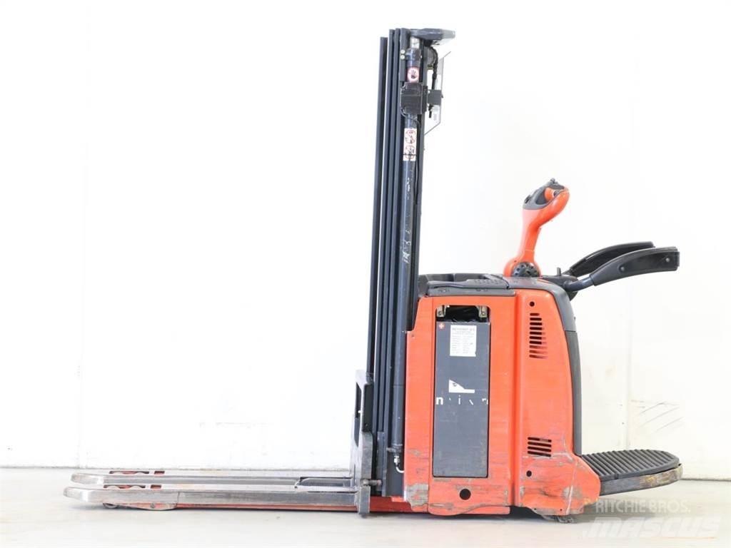 Linde D12AP/133 Gyalogkíséretű targonca