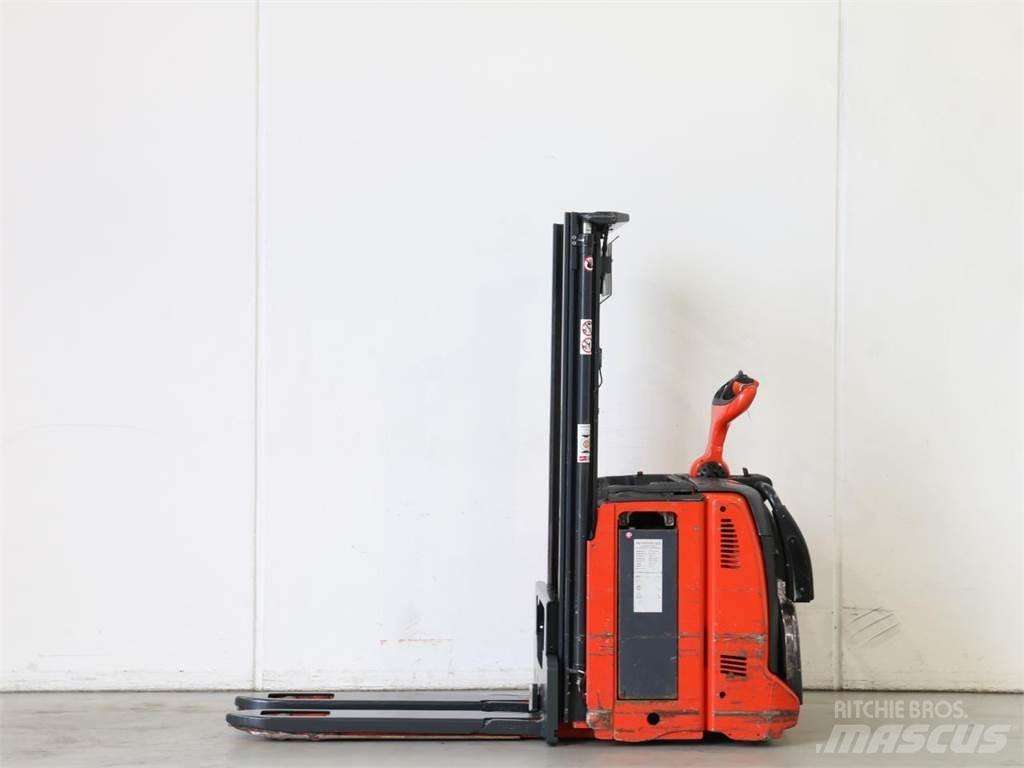 Linde D12AP/133 Gyalogkíséretű targonca