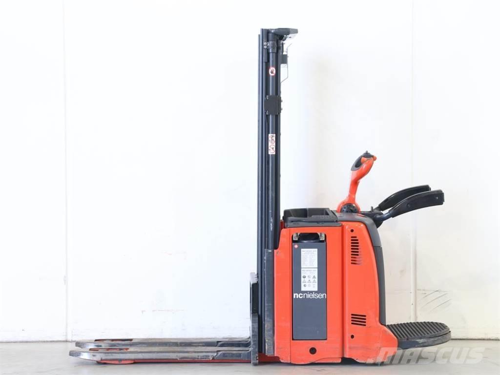 Linde D12AP/133-01 Gyalogkíséretű targonca