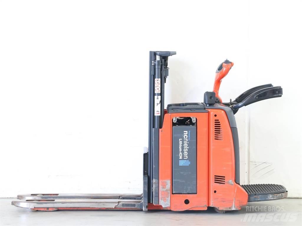 Linde D12HPAP/133-00 Gyalogkíséretű targonca