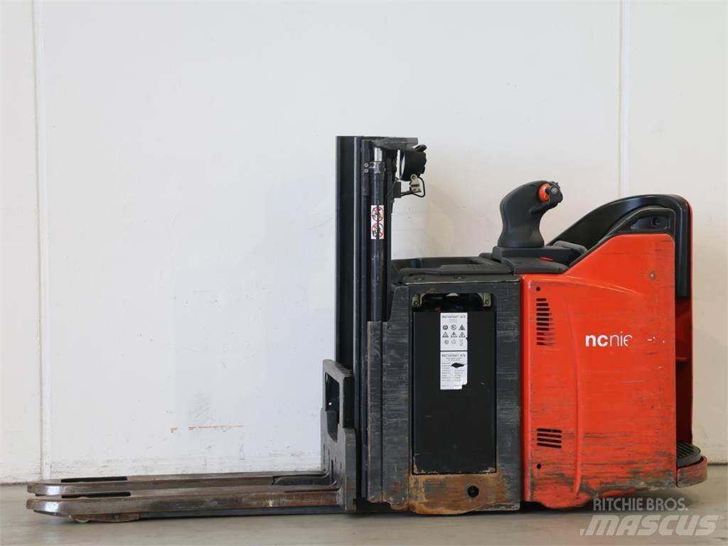Linde D12HPSP/133-00 Gyalogkíséretű targonca