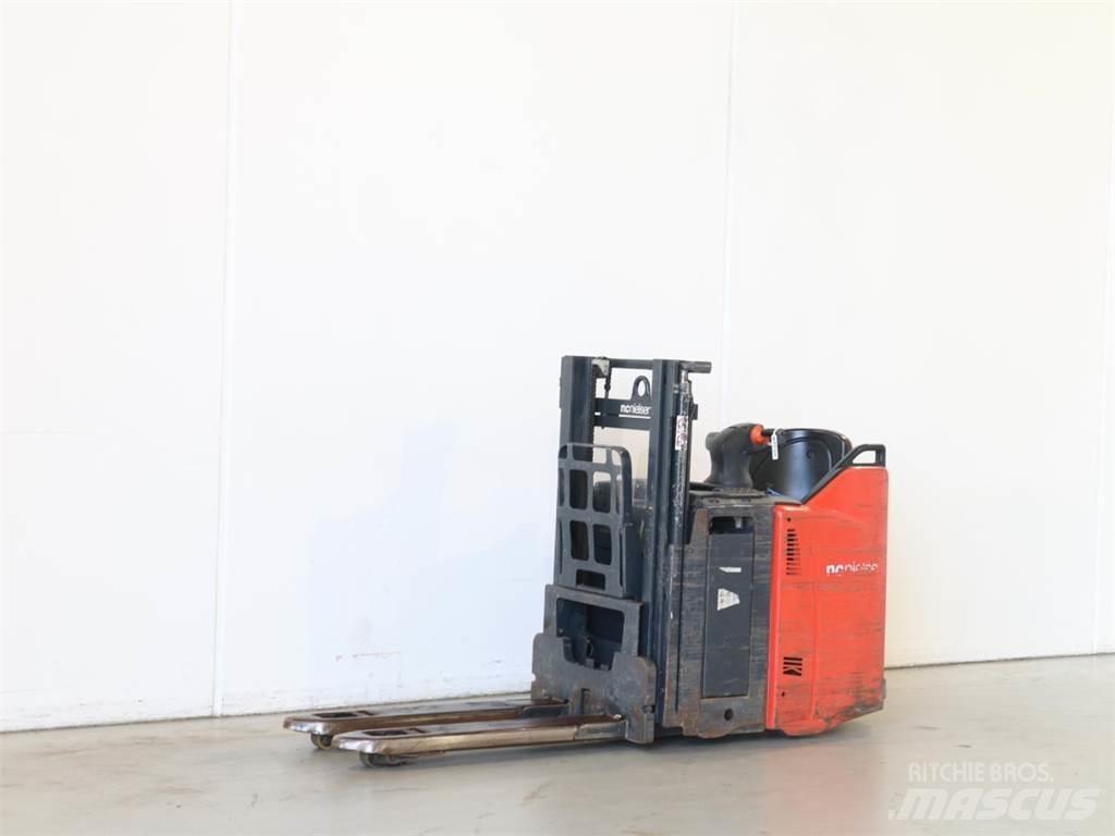 Linde D12SP/133 Gyalogkíséretű targonca