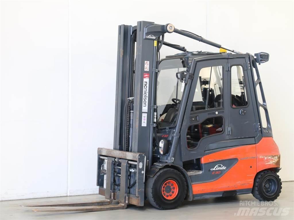 Linde E30/387 Elektromos targoncák