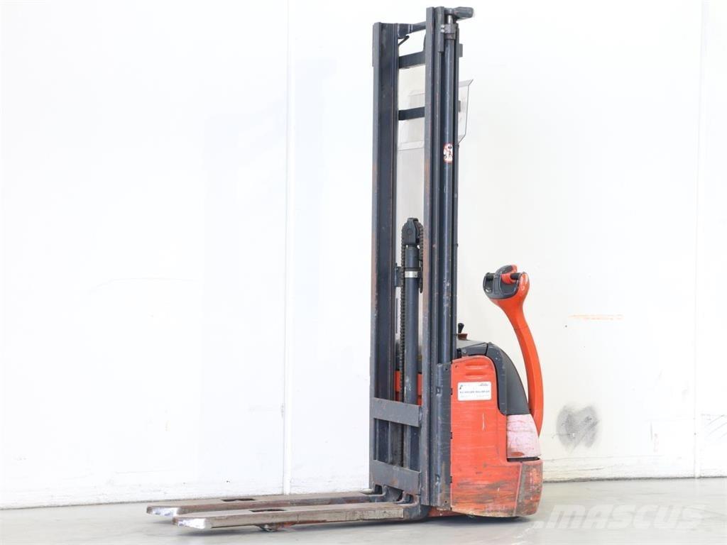 Linde L10/379 Gyalogkíséretű targonca