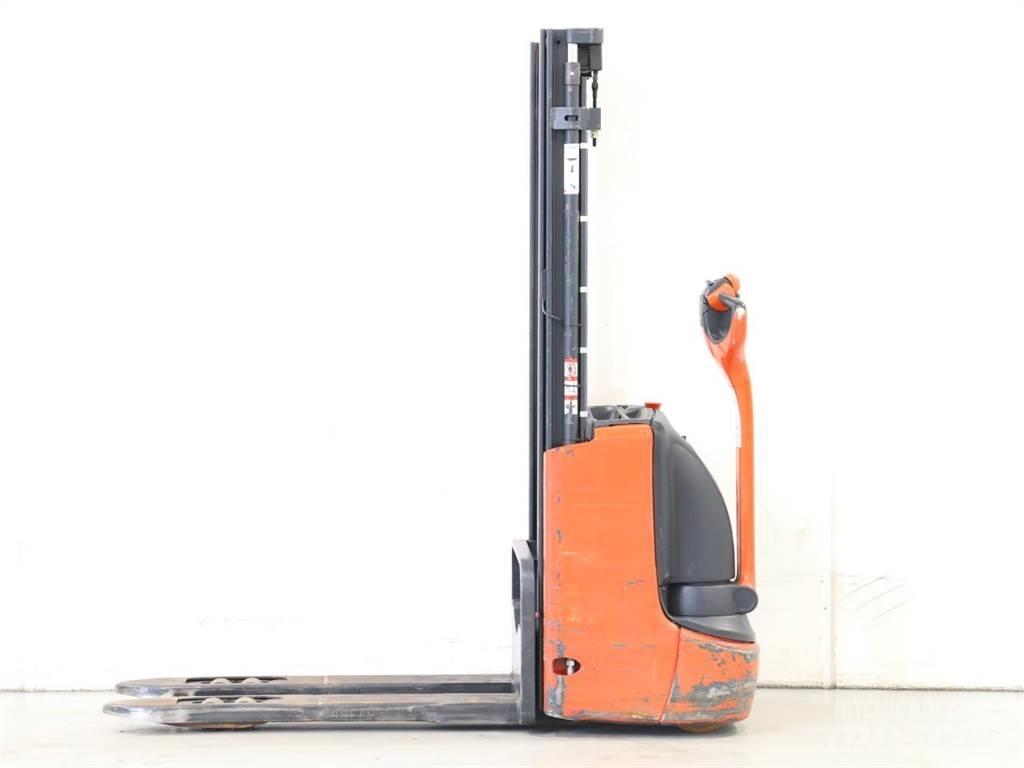 Linde L12/1172 Gyalogkíséretű targonca