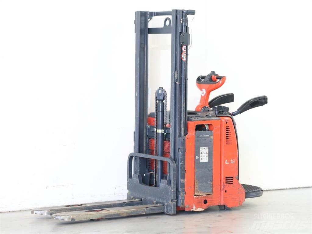 Linde L12AP/133 Gyalogkíséretű targonca