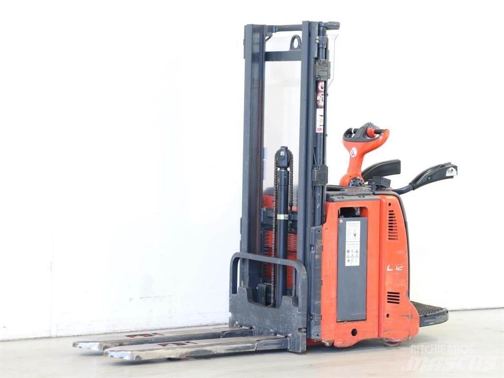 Linde L12AP/133 Gyalogkíséretű targonca