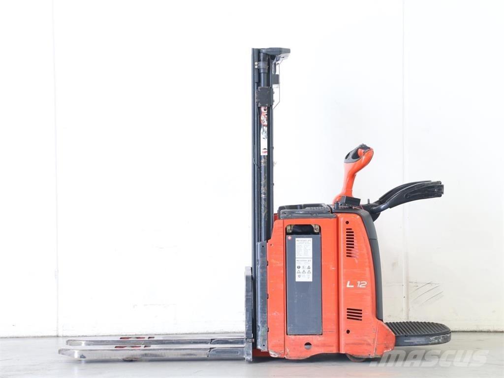 Linde L12AP/133 Gyalogkíséretű targonca