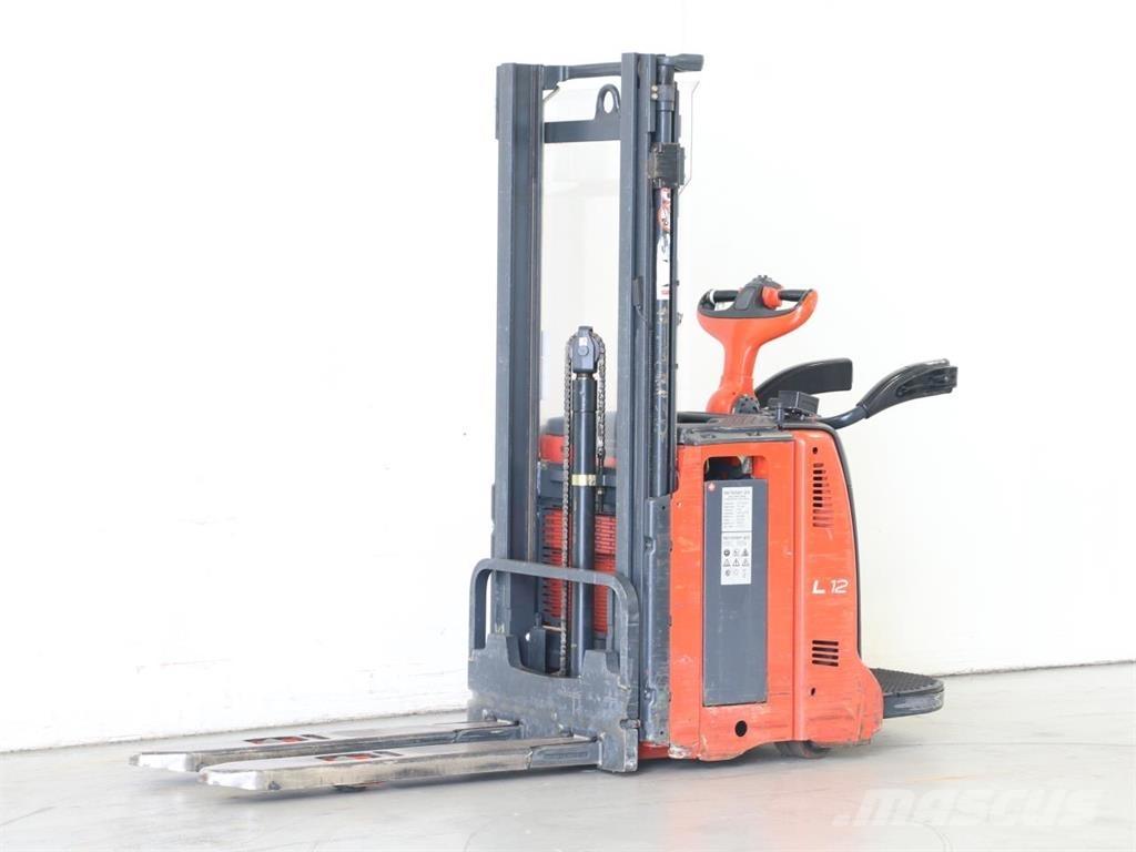 Linde L12AP/133 Gyalogkíséretű targonca