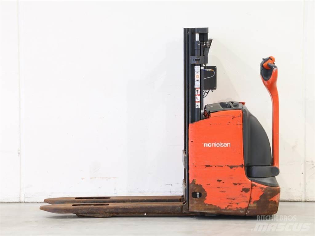 Linde L12I/1172 Gyalogkíséretű targonca