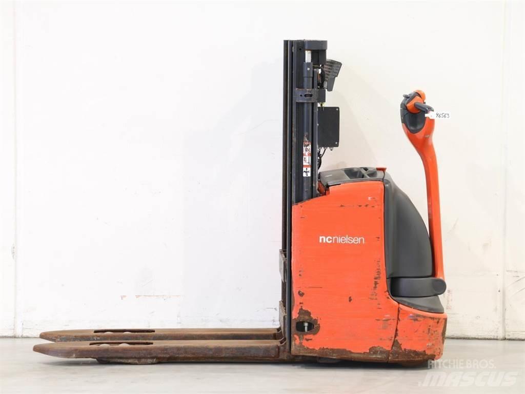 Linde L12I/1172 Gyalogkíséretű targonca