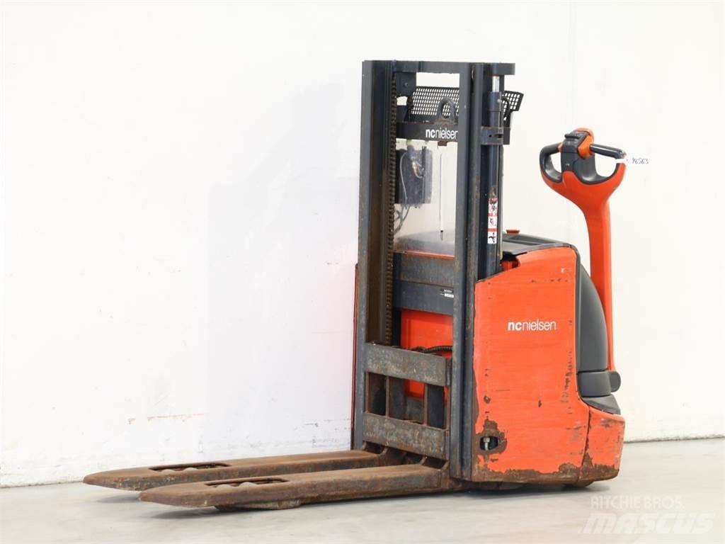 Linde L12I/1172 Gyalogkíséretű targonca