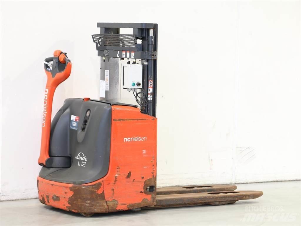 Linde L12I/1172 Gyalogkíséretű targonca