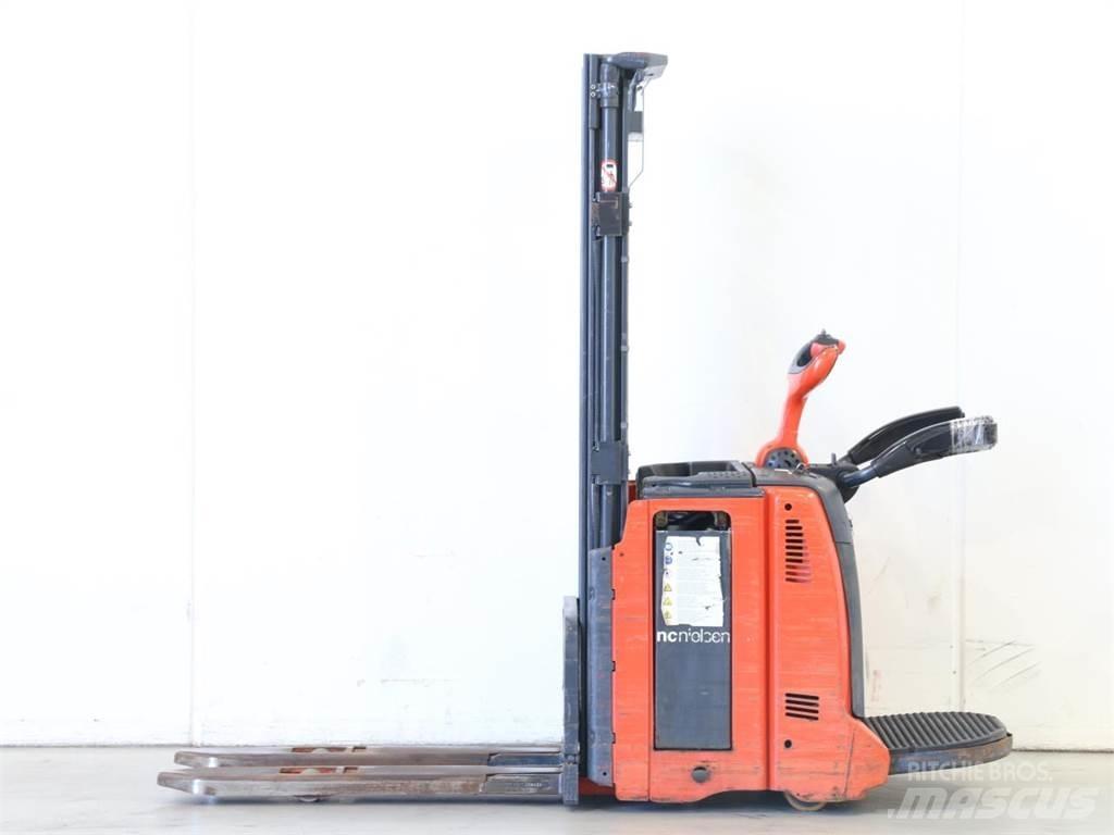 Linde L14AP/133 Gyalogkíséretű targonca
