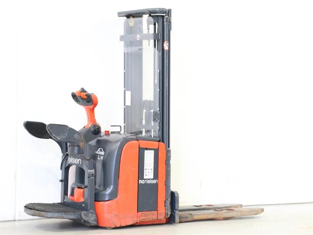 Linde L14API/372 Gyalogkíséretű targonca