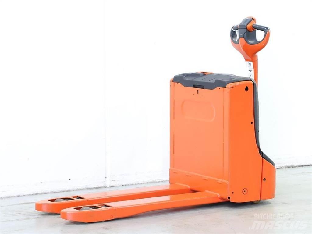 Linde T16/1152 Gyalogkíséretű targonca