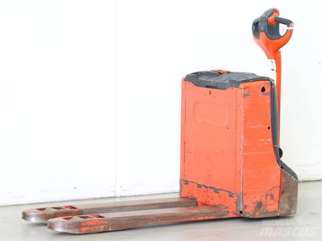 Linde T16/1152 Gyalogkíséretű targonca