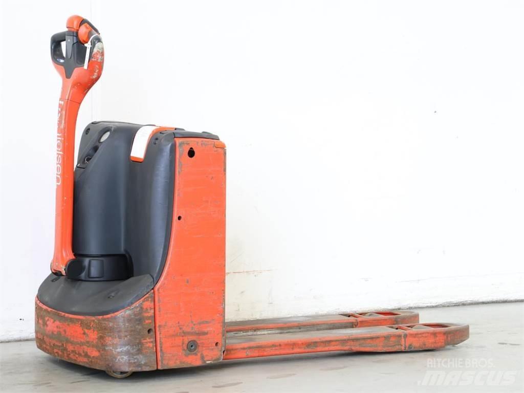 Linde T16/1152 Gyalogkíséretű targonca