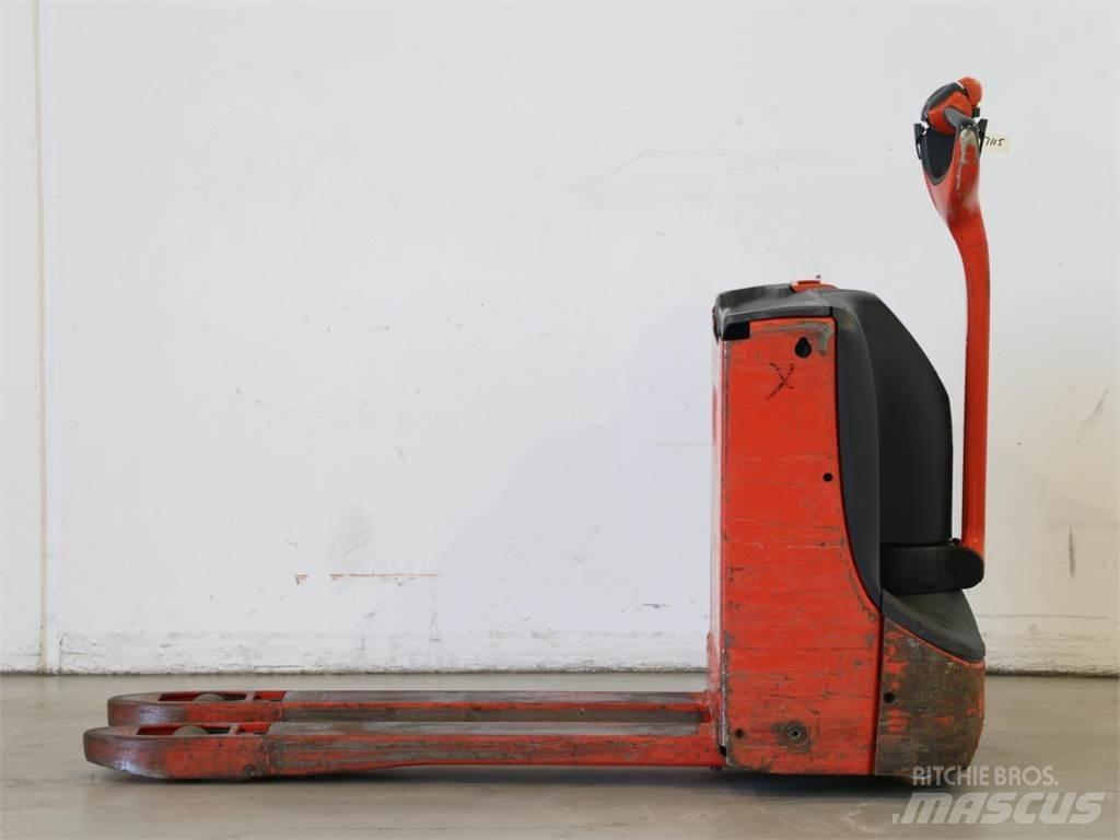 Linde T16/1152 Gyalogkíséretű targonca