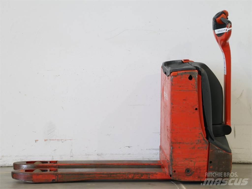 Linde T16/1152 Gyalogkíséretű targonca