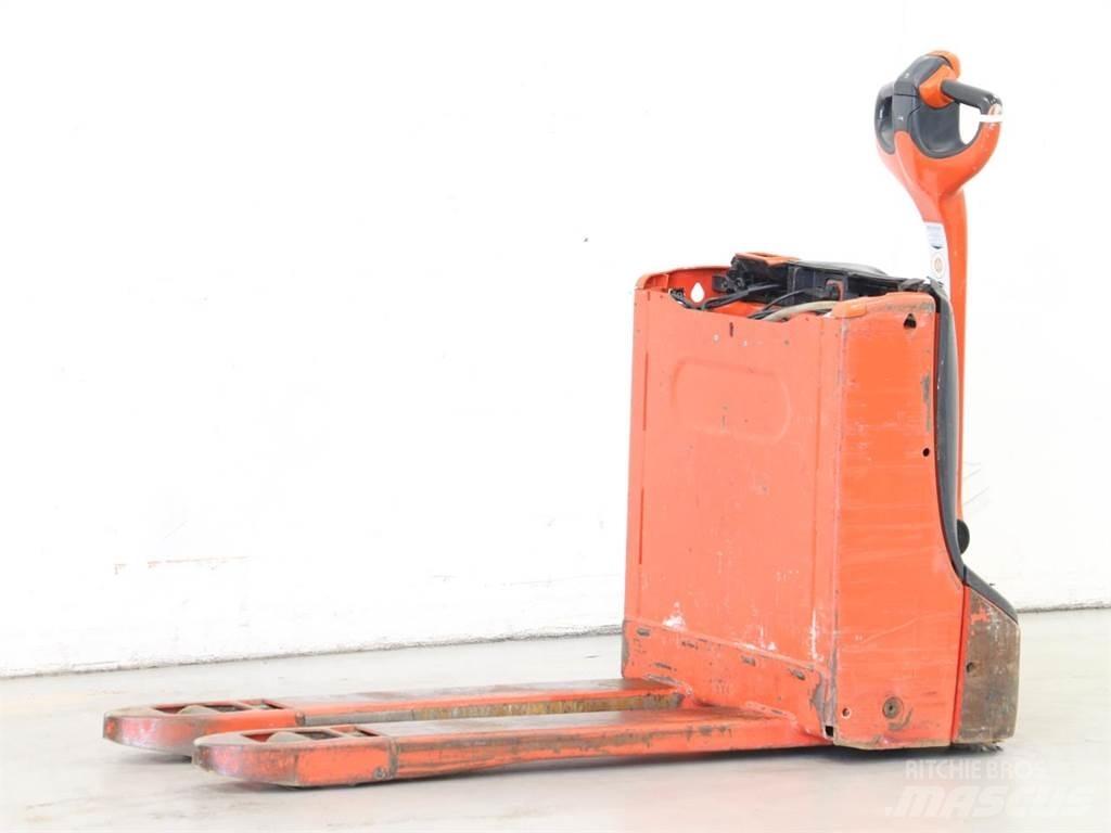 Linde T16/1152 Gyalogkíséretű targonca