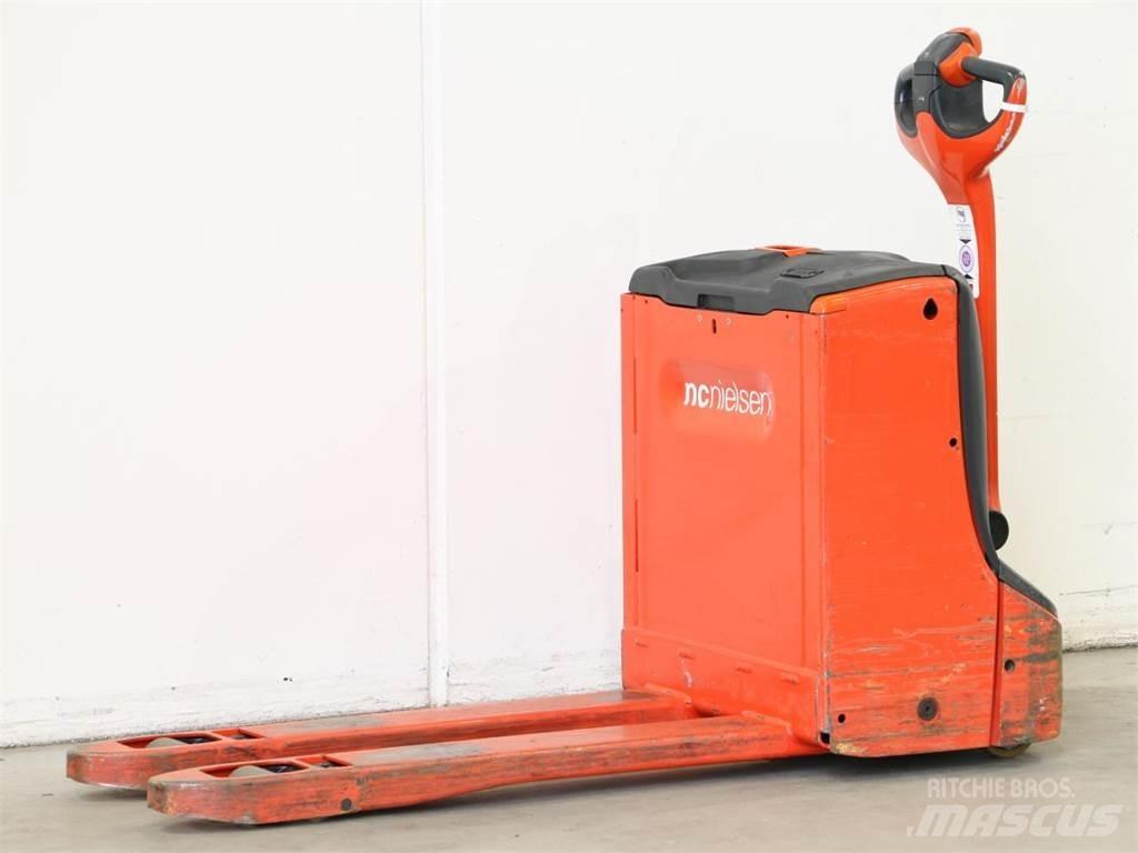 Linde T16/1152 Gyalogkíséretű targonca
