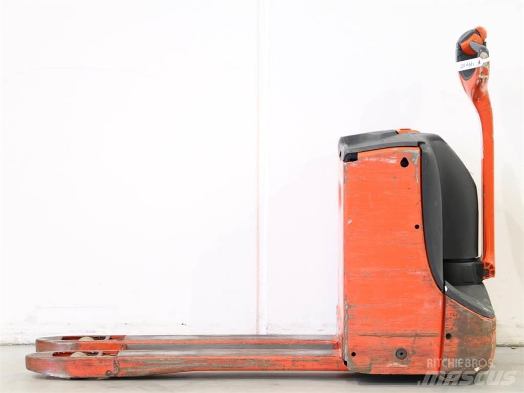 Linde T16/1152 Gyalogkíséretű targonca