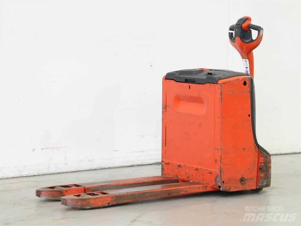Linde T16/1152 Gyalogkíséretű targonca