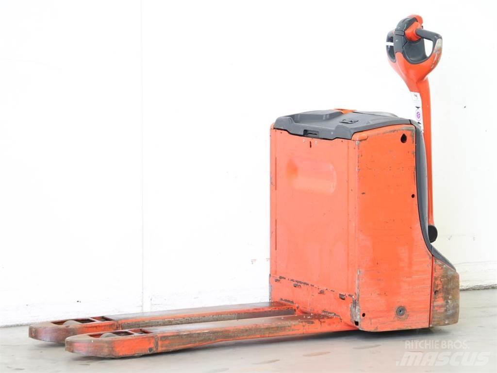 Linde T16/1152 Gyalogkíséretű targonca