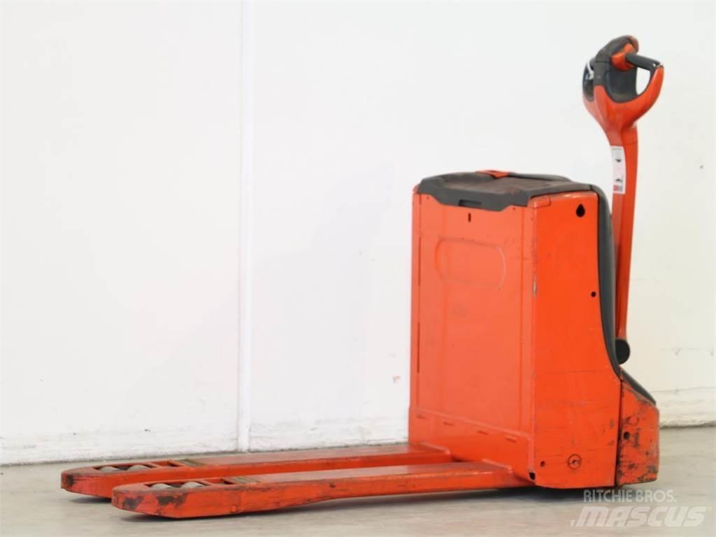 Linde T16/1152 Gyalogkíséretű targonca