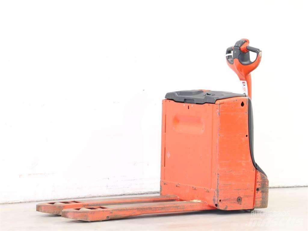 Linde T16/1152 Gyalogkíséretű targonca
