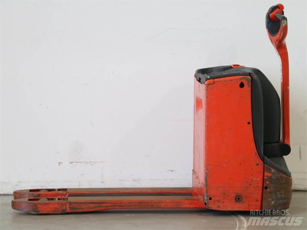 Linde T16/1152 Gyalogkíséretű targonca
