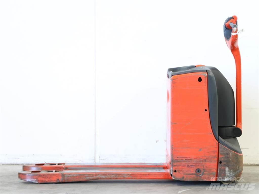 Linde T16/1152 Gyalogkíséretű targonca