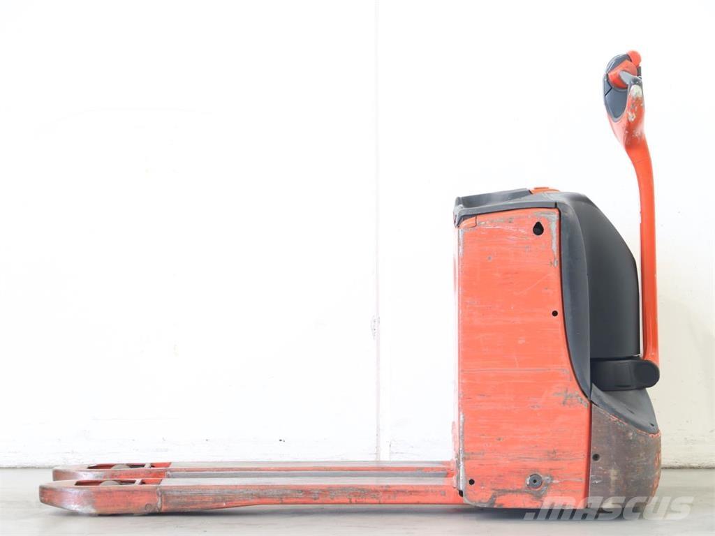 Linde T16/1152 Gyalogkíséretű targonca