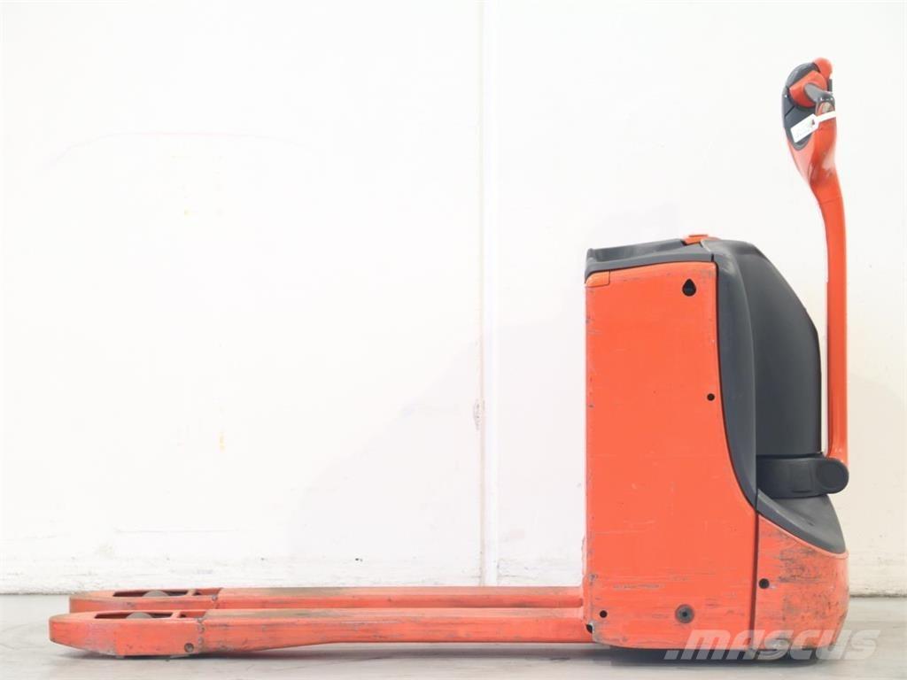 Linde T16/1152 Gyalogkíséretű targonca