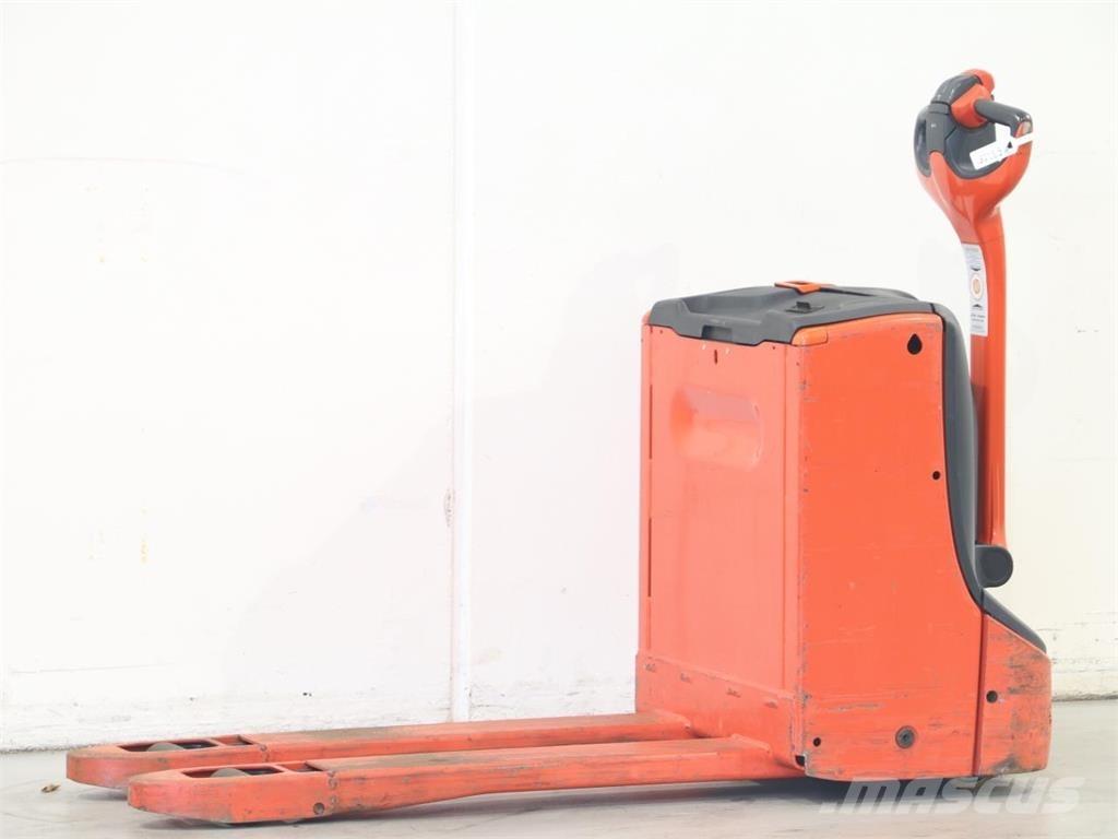 Linde T16/1152 Gyalogkíséretű targonca