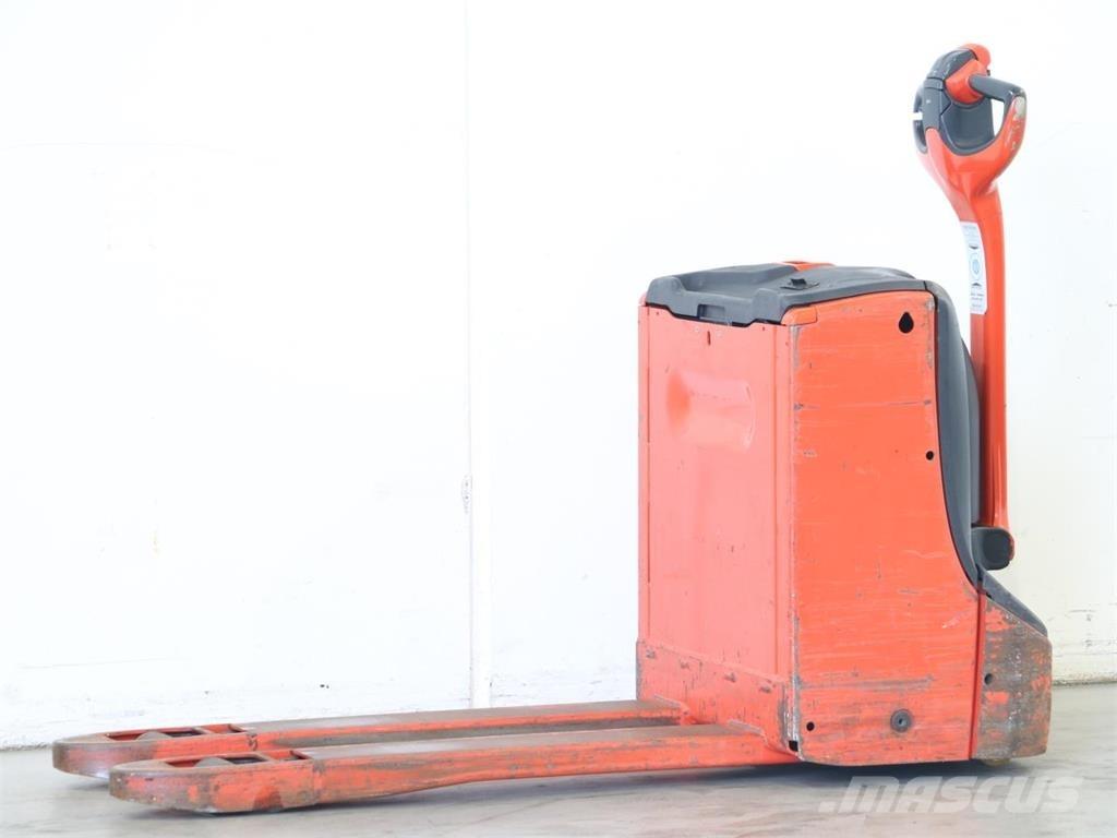 Linde T16/1152 Gyalogkíséretű targonca