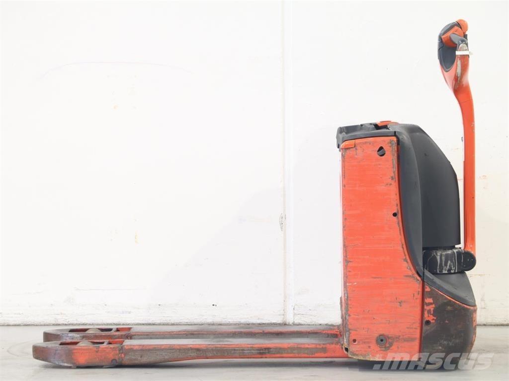Linde T16/1152 Gyalogkíséretű targonca