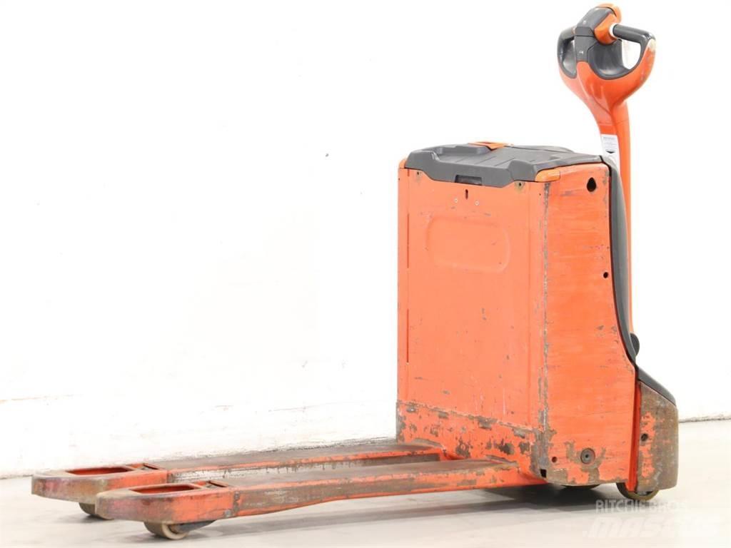 Linde T16/1152 Gyalogkíséretű targonca
