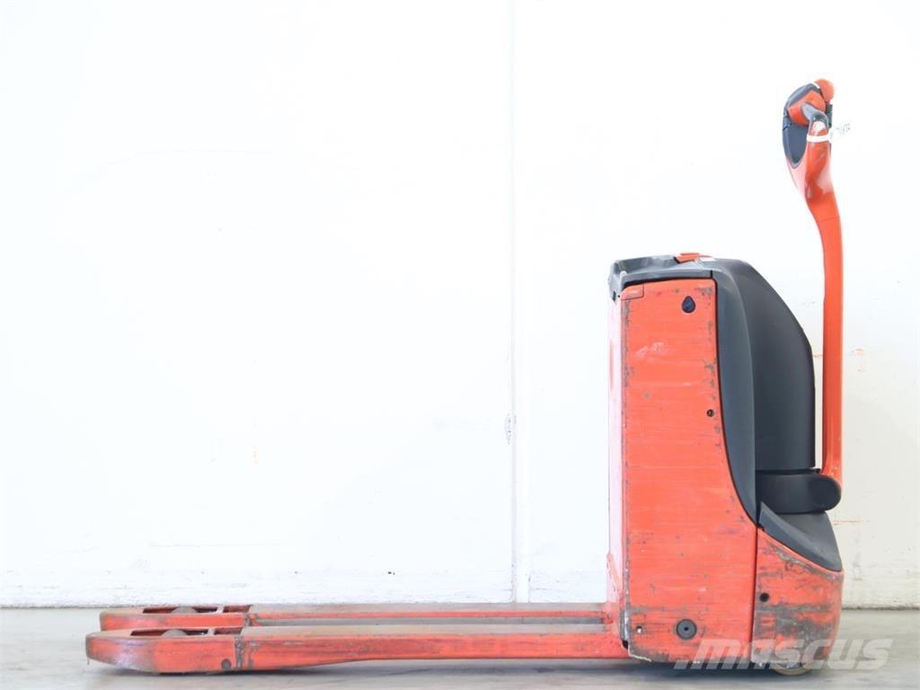 Linde T16/1152 Gyalogkíséretű targonca